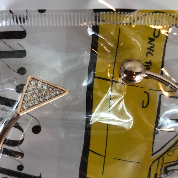 Pyramid Crystal and Rose Gold Bracelet - Picture 6 of 8